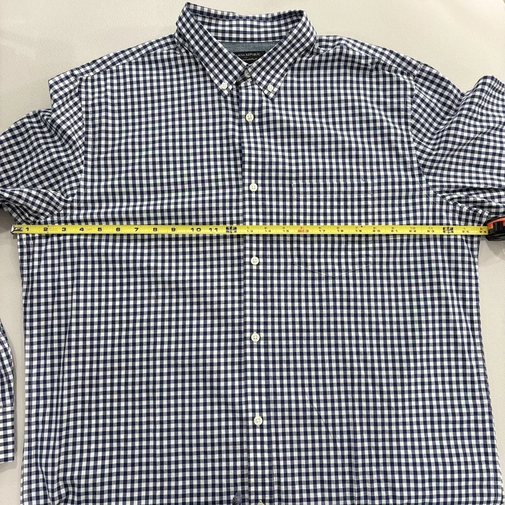 Banana Republic Men XL Navy Gingham Button Down Shirt Soft Wash Standard Fit